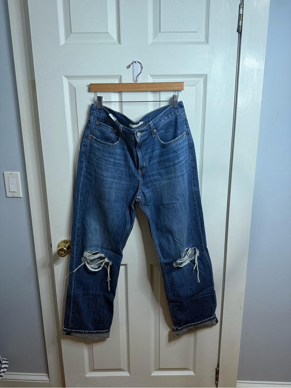 LEVIS women’s relaxed straight jean